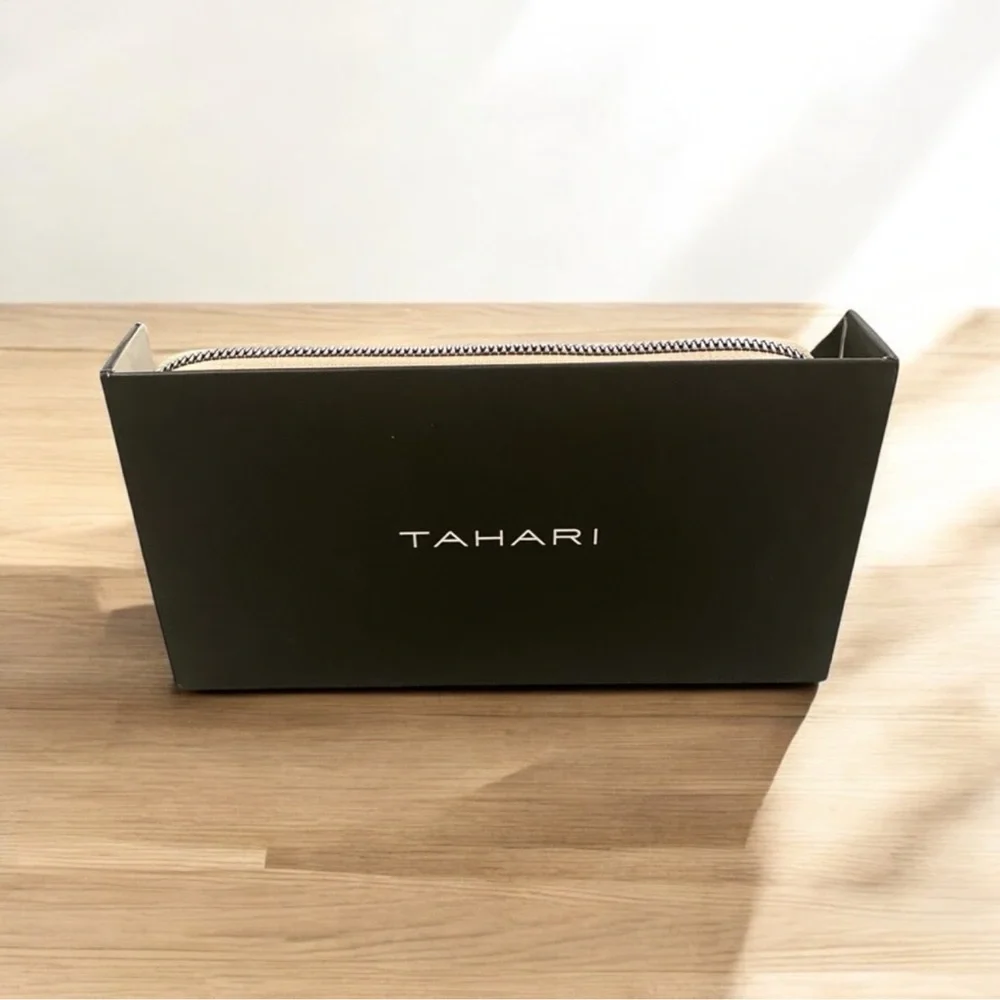 Gorgeous Tahari dusty rose & metallic black lace RFID blocking wallet NWT - Picture 4 of 10